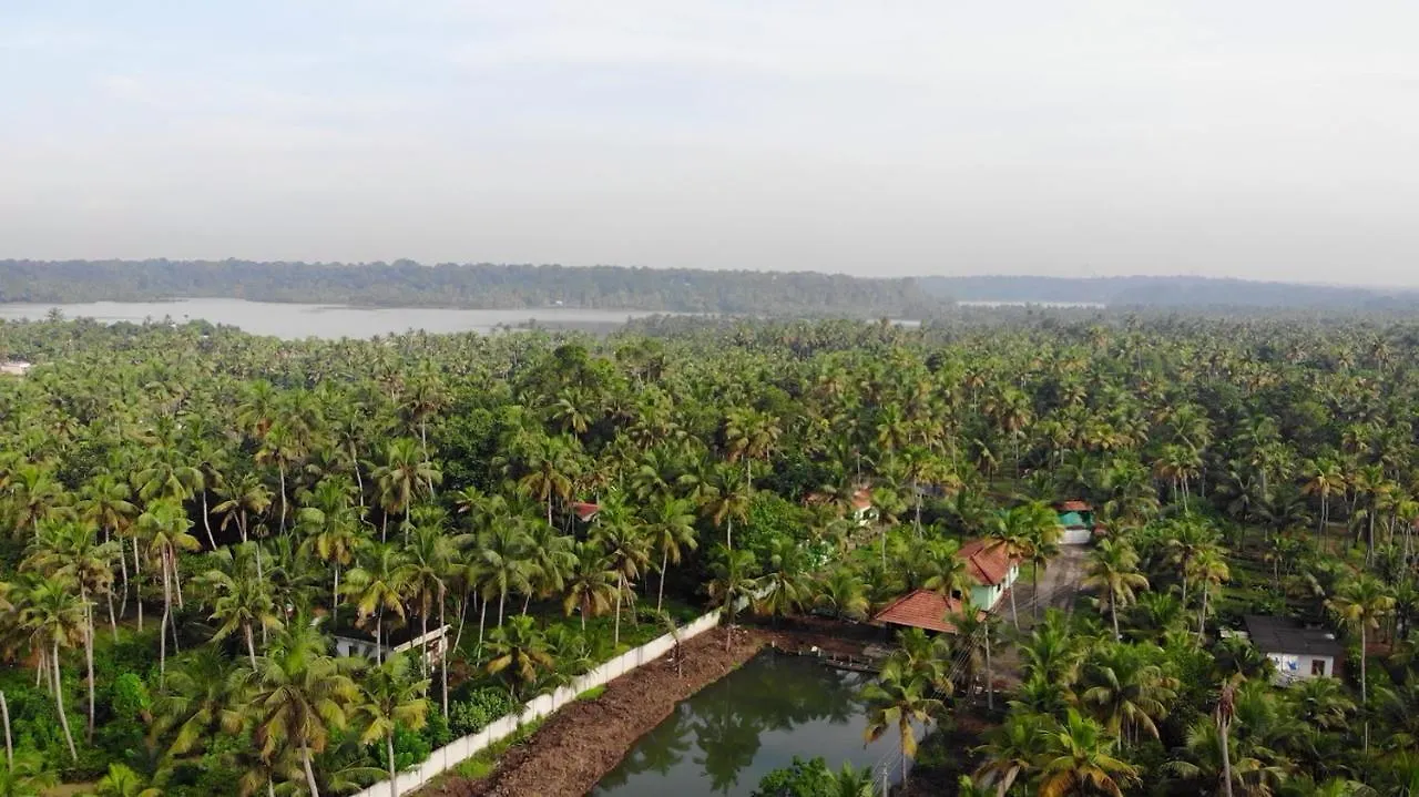 Pranavam Resort Mundrothuruth